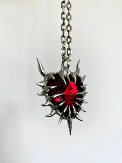 1PC New Vintage Thorn Heart