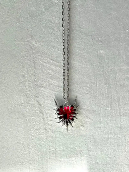 1PC New Vintage Thorn Heart